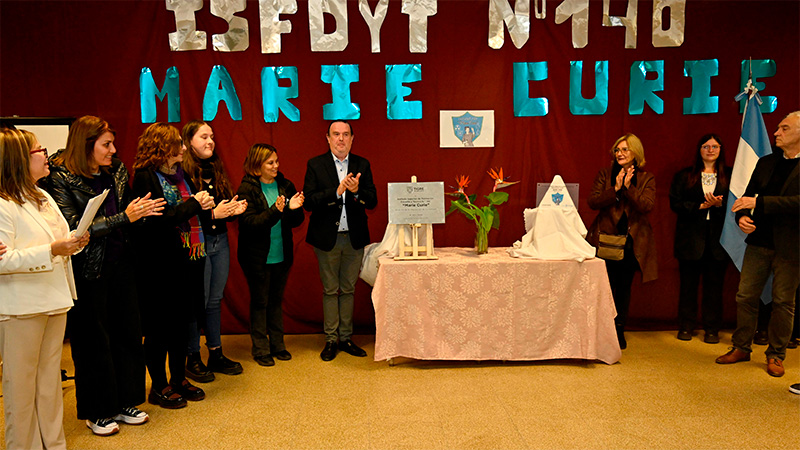 El Municipio de Tigre, presente en el acto de imposición del nombre “Marie Curie” al Instituto de Formación Docente y Técnica N°140